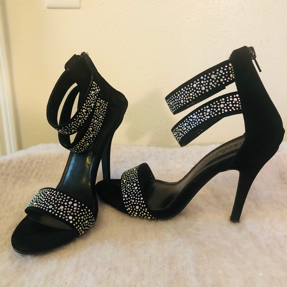Black high heel sandal, embellished with stones